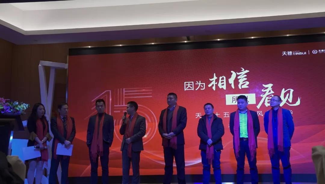 1517918180415579.jpg 1517918180415579.jpg